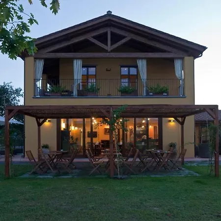Hotel Sarzana-charming Pool And Bb 3*