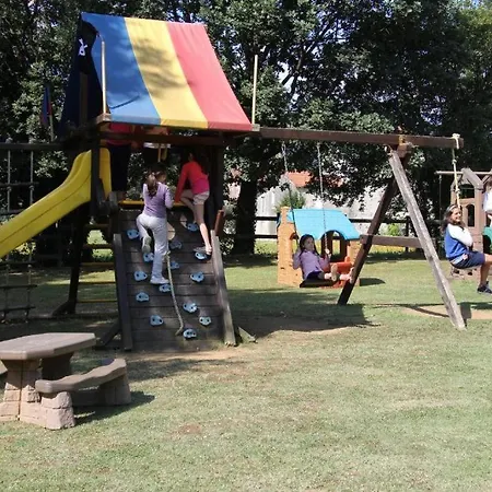 Sarzana-charming Pool And Bb サルツァーナ