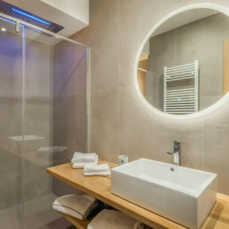 Sarzana-charming Pool And Bb 萨尔扎纳